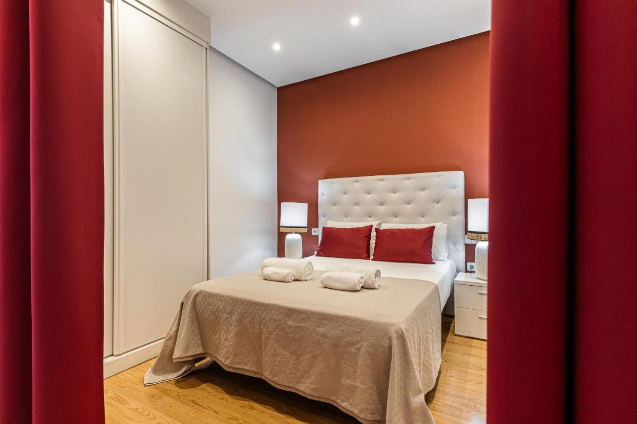 Waou Apartamentos En Sol Superior 2 Madrid Bagian luar foto